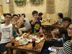 华州烧烤加盟,学烧烤技术,开烧烤店多少钱疯狂烤翅加盟